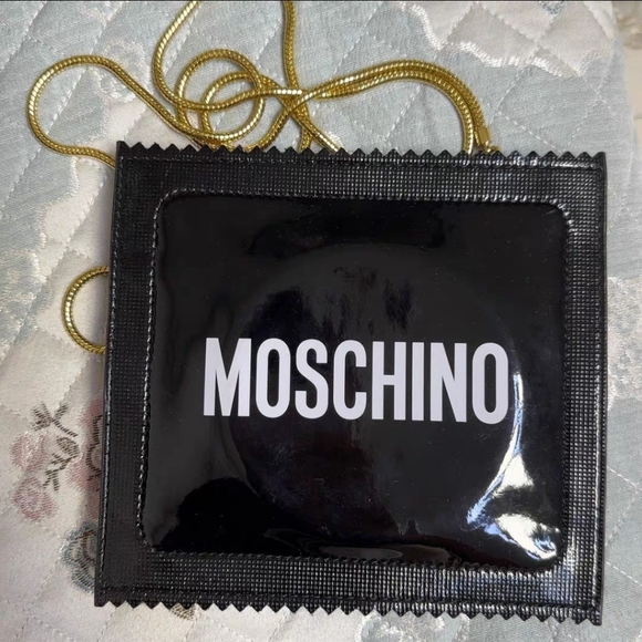 Moschino x HM crossbody bag funny design jermmy Scott Condom style Bag